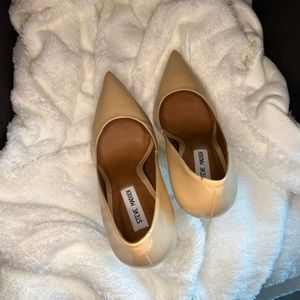 Steve Madden heels , Color Nude , 9.5 M ,